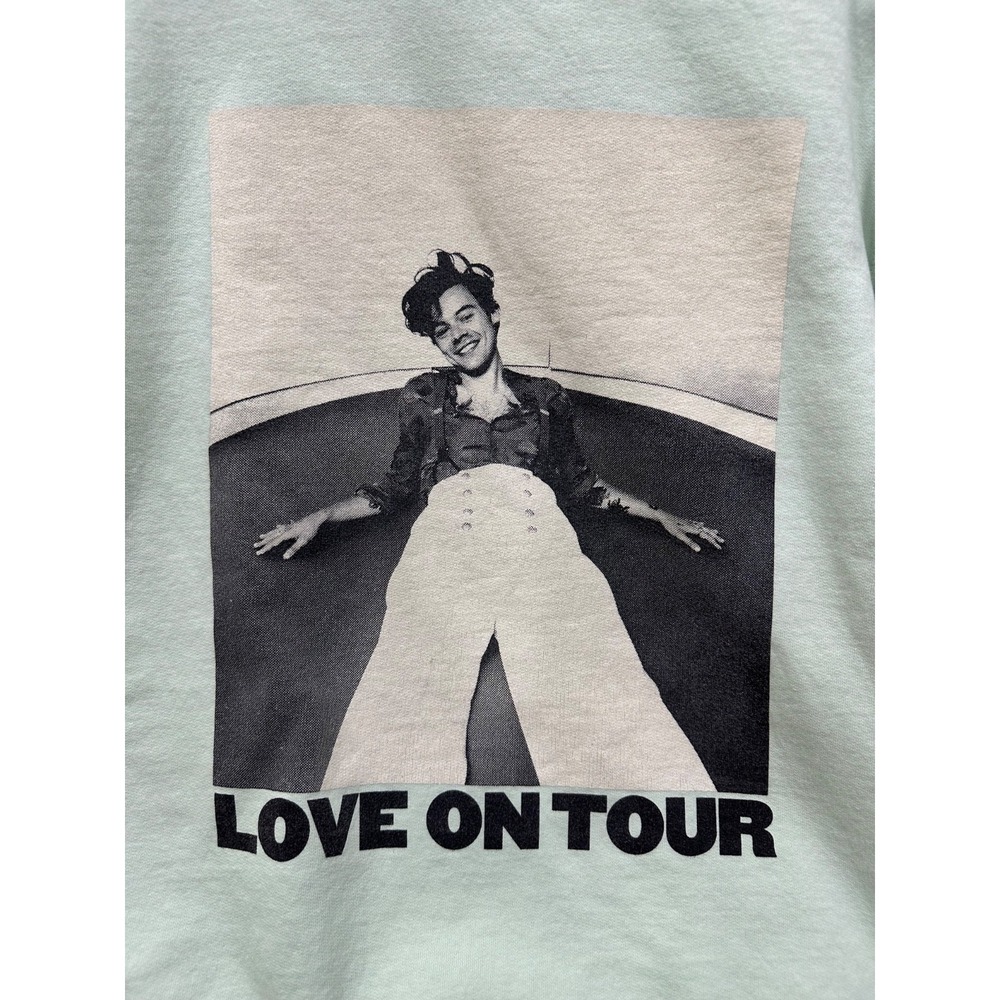 Harry Styles Love On Tour Sweatshirt mint  Green size large soft  And‎ Cozy